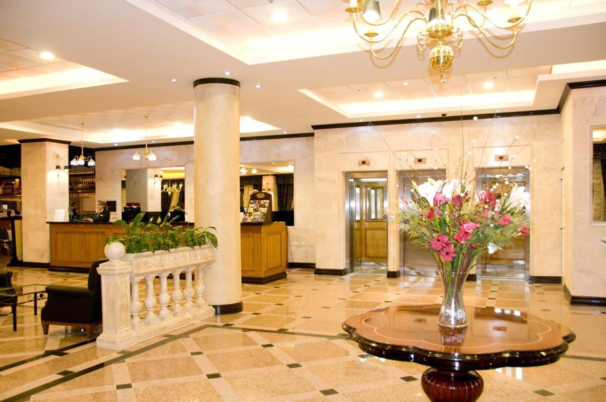Ramada By Wyndham Buenos Aires Hotel Vicente López Beltér fotó