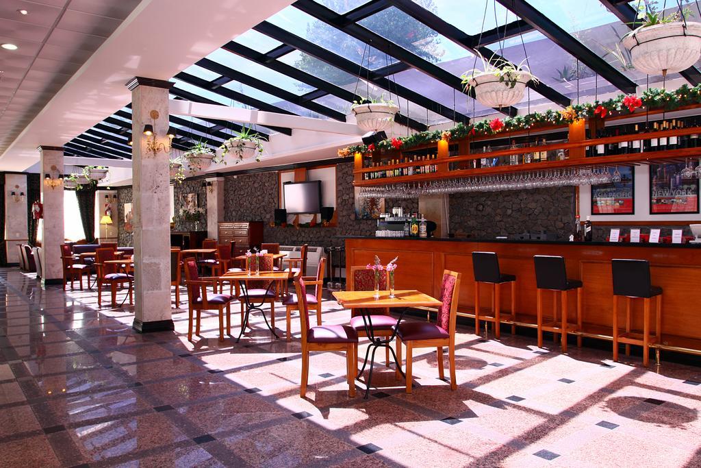 Ramada By Wyndham Buenos Aires Hotel Vicente López Étterem fotó