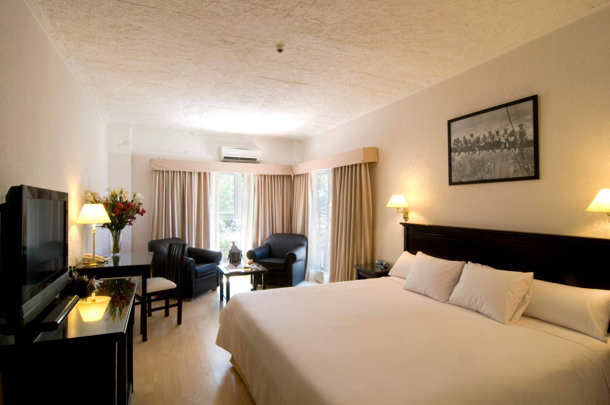 Ramada By Wyndham Buenos Aires Hotel Vicente López Szoba fotó
